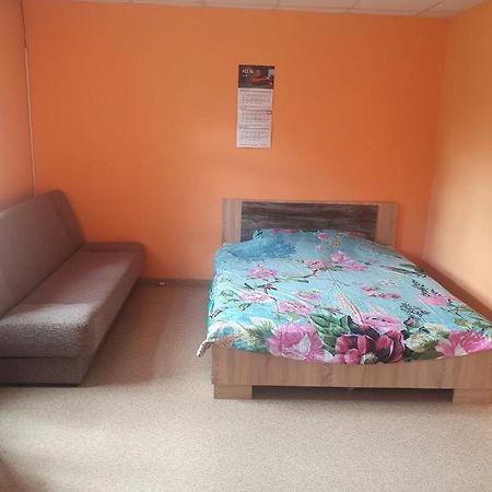 Ukstina Ielas Apartamenti Liepāja Extérieur photo