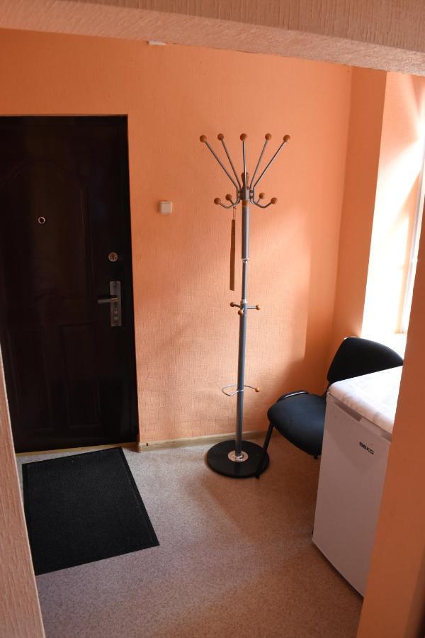 Ukstina Ielas Apartamenti Liepāja Extérieur photo