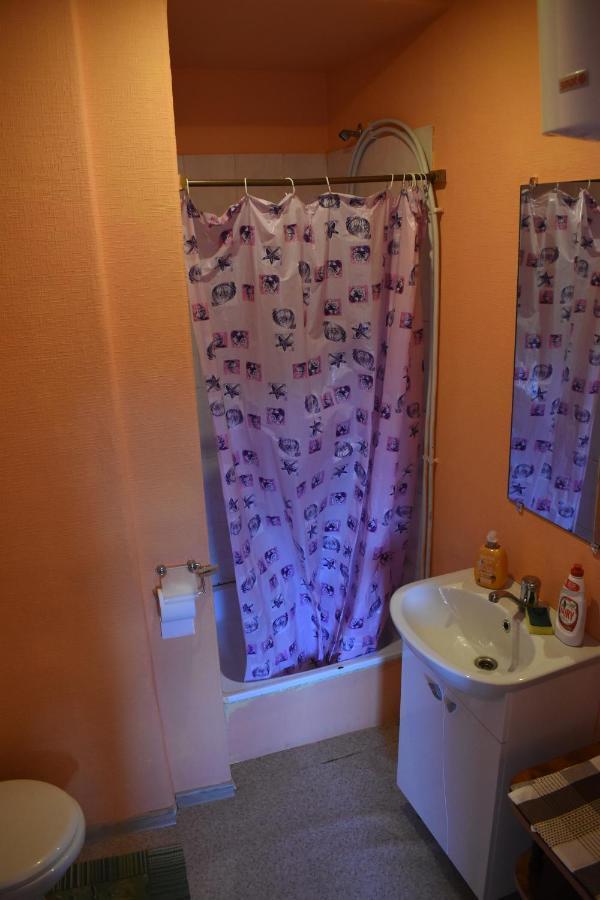 Ukstina Ielas Apartamenti Liepāja Extérieur photo