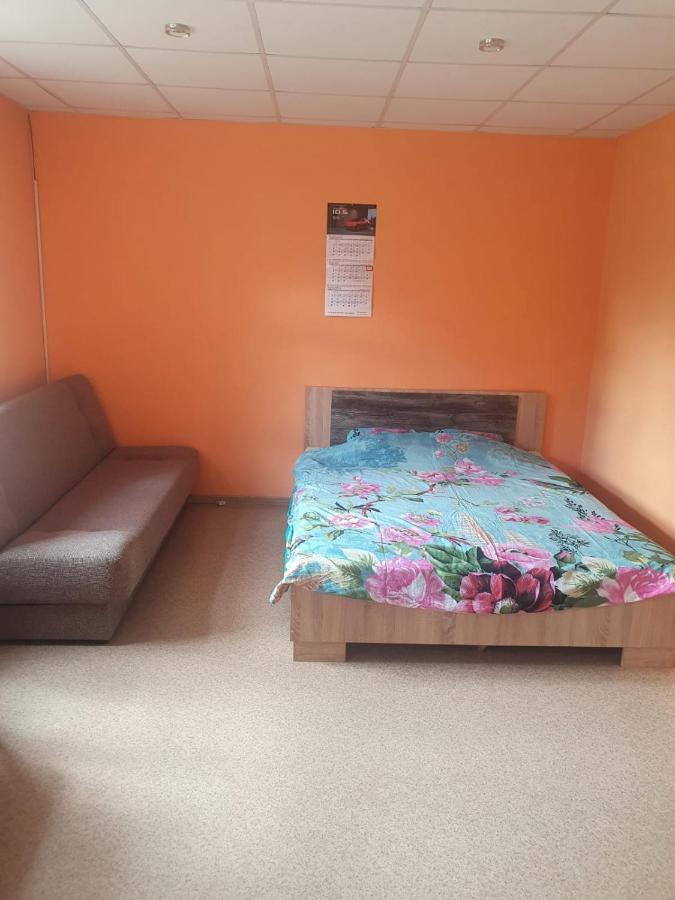 Ukstina Ielas Apartamenti Liepāja Extérieur photo