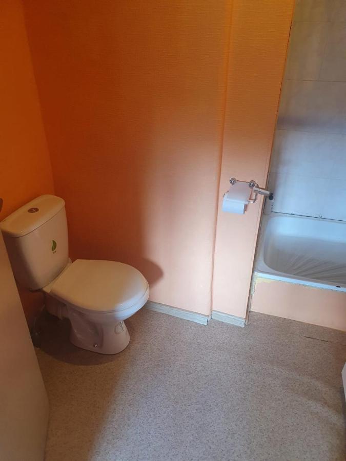 Ukstina Ielas Apartamenti Liepāja Extérieur photo